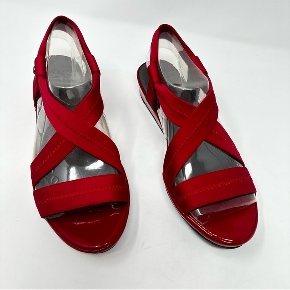 Life Stride Soft System flex red Elastic Strappy Sandals size 9.5W - Picture 2 of 7